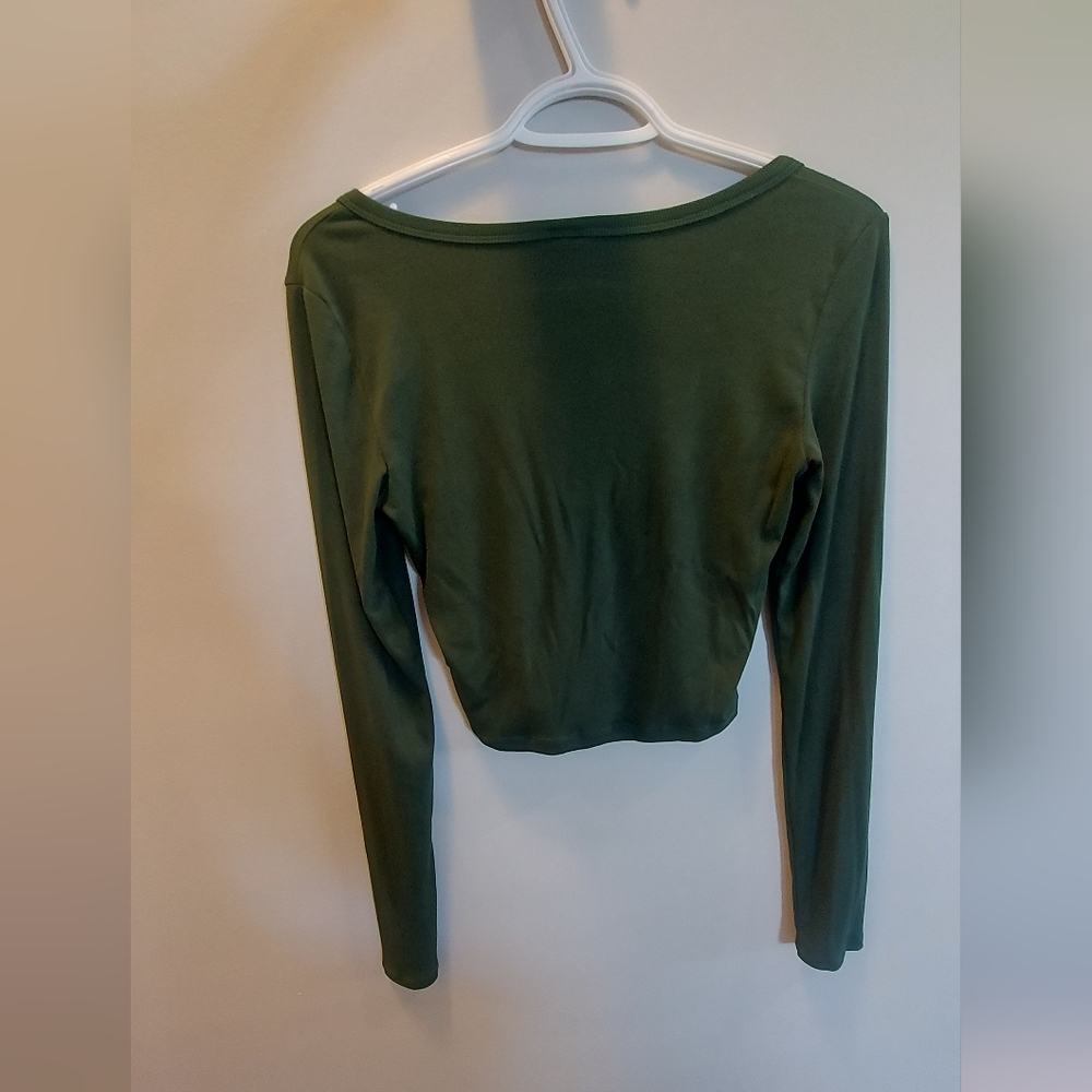 Sunday Best Ribbed Henley- Size Small - Picture 3 of 3